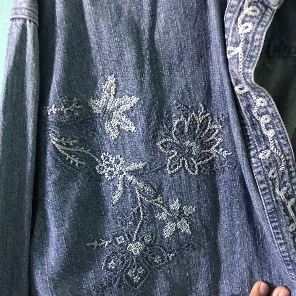 Cute denim jacket - Picture 3 of 8